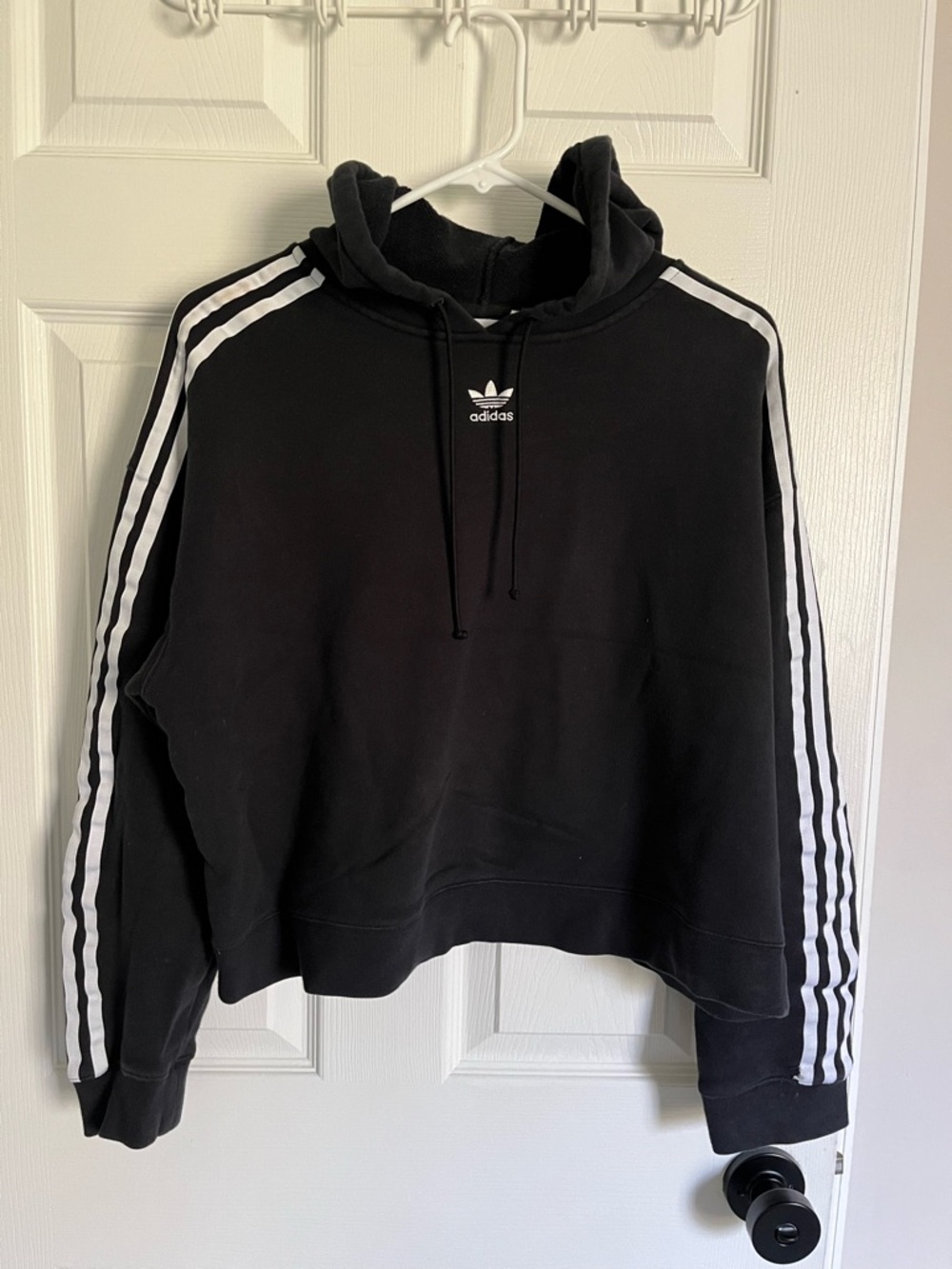 Girl Large (XL) , women S adidas Black Cropped Hoodie